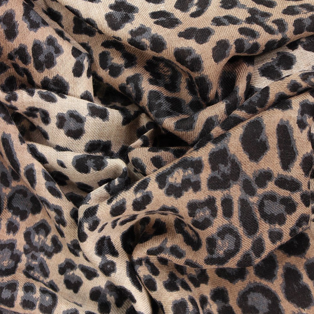 Dlux Jaguar Scarf Grey