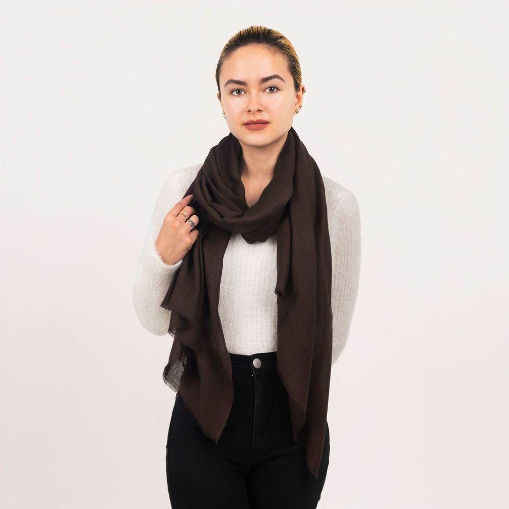 Dlux Simone Scarf Chocolate