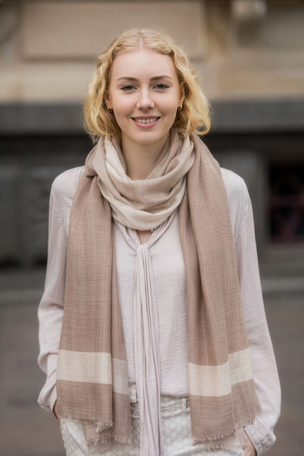 Dlux Rumi Scarf Taupe