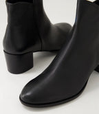 Django & Juliette Mockas Black