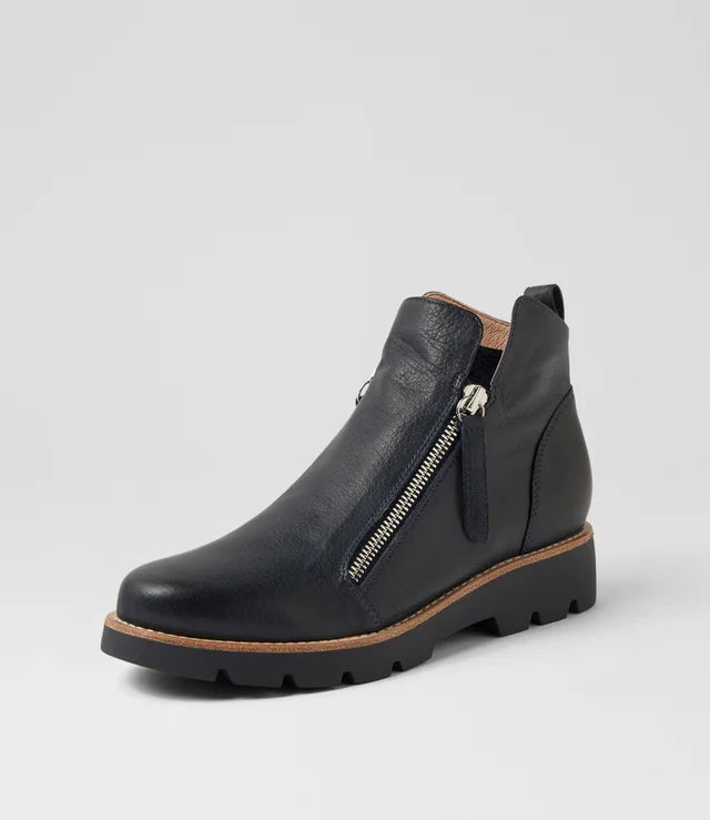 Django & Juliette Dottiz Navy