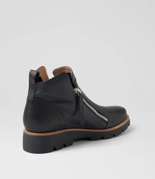 Django & Juliette Dottiz Navy