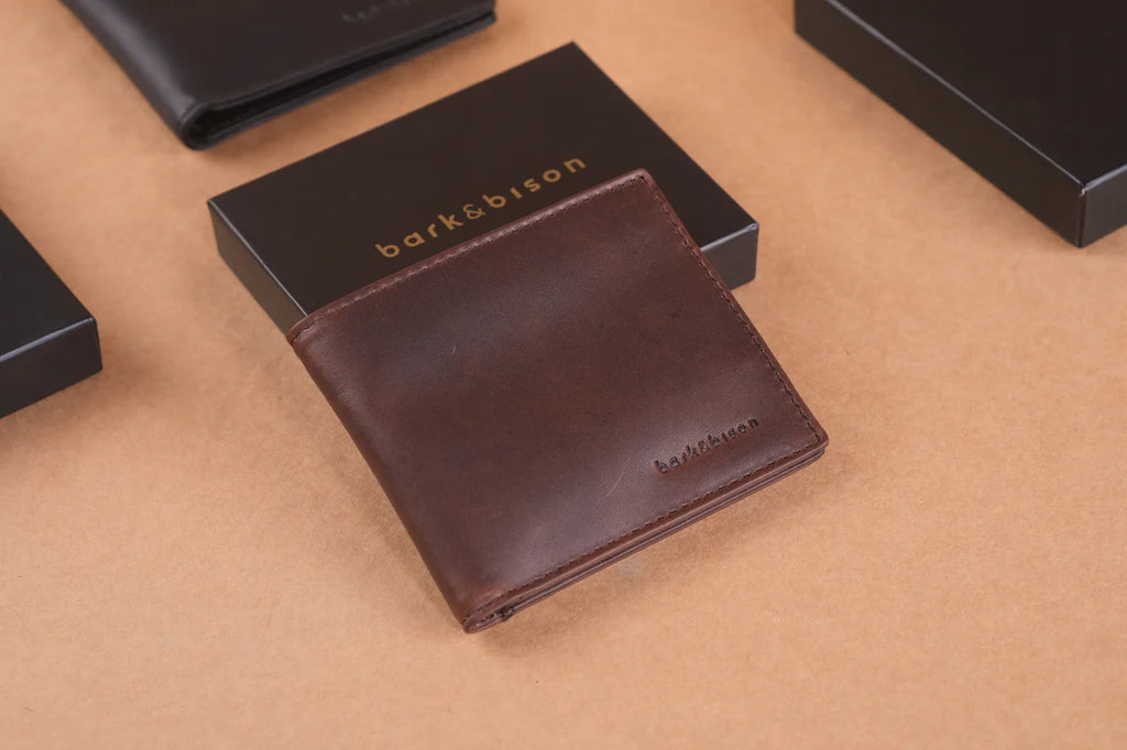 Bark & Bison The Timeless Bi-Fold Brown