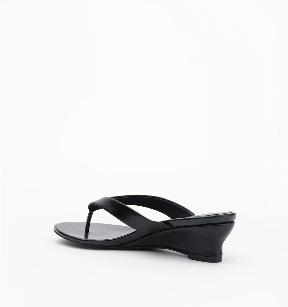 Alias Mae Jilly Black Oily Crinkle