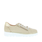 Jose Saenz 2001 Beige
