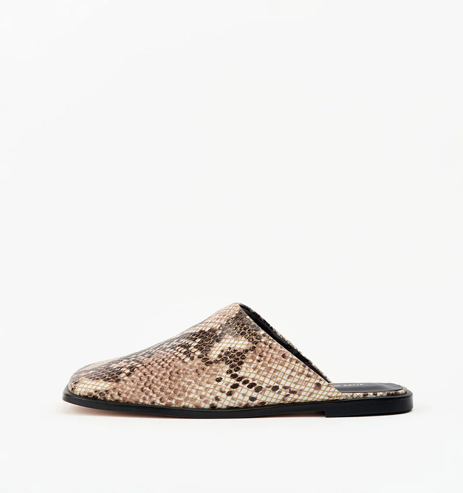 Alias Mae Jackson Sand Snake