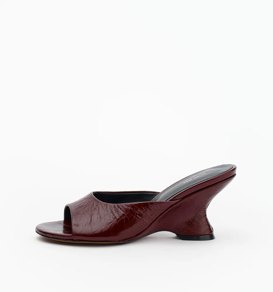 Alias Mae Mina Burgundy Oily Crinkle