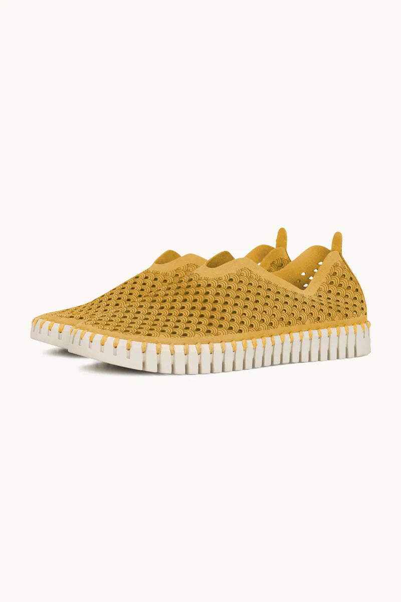 Ilse Jacobsen Tulip 3275 Golden Rod