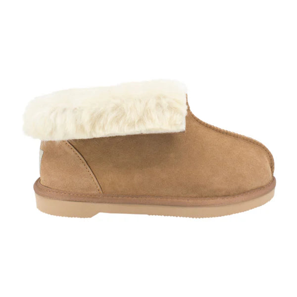 Ugg Comfort Me Numbat Short Boot Chestnut