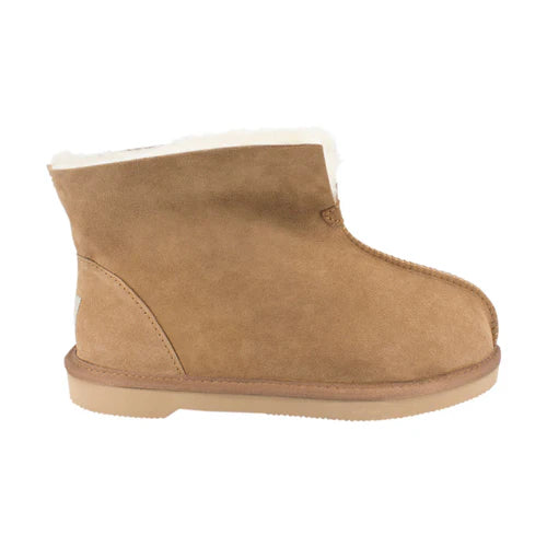 Ugg Comfort Me Numbat Short Boot Chestnut