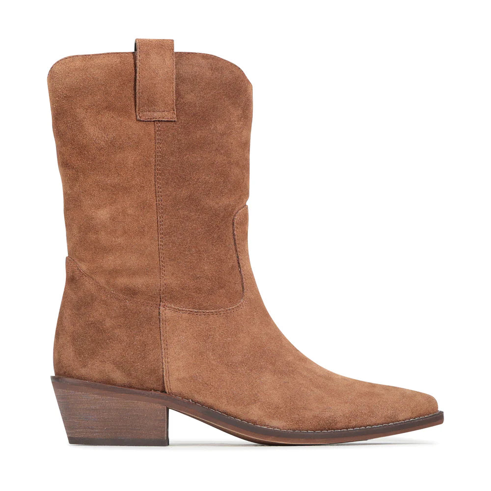 EOS Zendara Pecan Suede
