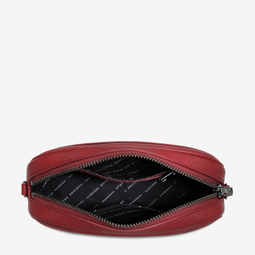 Status Anxiety Plunder Dual Strap Rouge