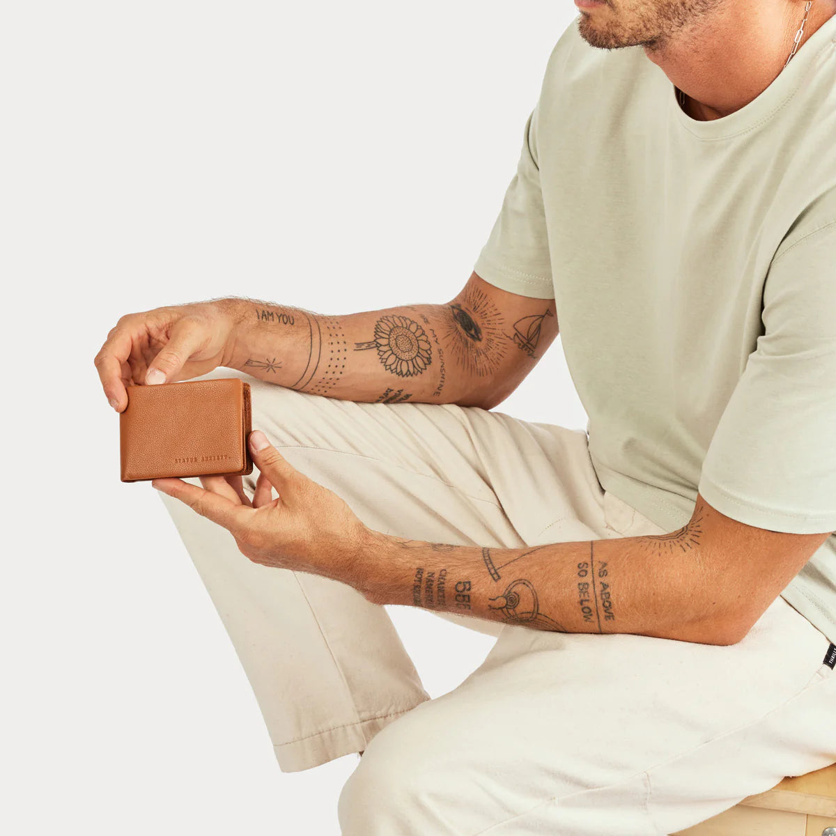 Status Anxiety Jonah Wallet Camel
