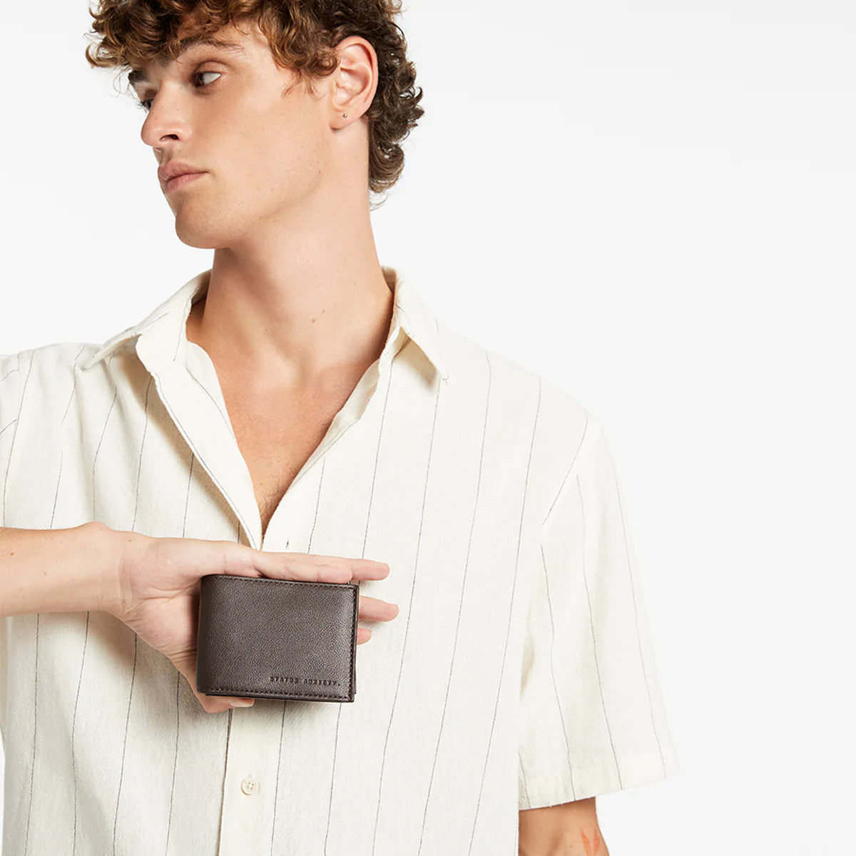 Status Anxiety Noah Wallet Chocolate
