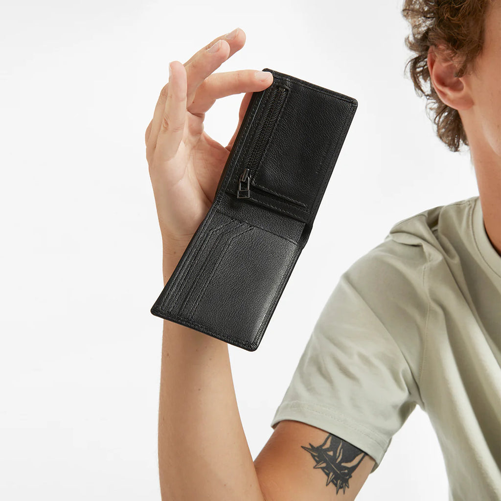 Status Anxiety Otis Wallet Black